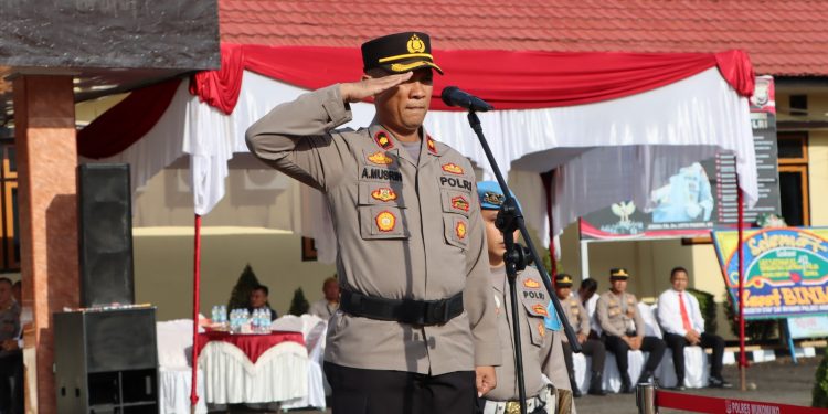 HUT Satuan Pengamanan (Satpam) ke-42 : Polres Mukomuko Berharap Satpam Mendukung Polri Dalam Menjaga Kamtibmas