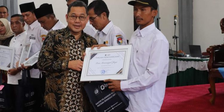 Tiga Desa Kecamatan Ipuh Raih Penghargaan Desa Berprestasi, Camat Ipuh Sampaikan ini