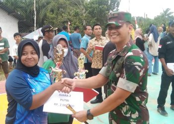 Bupati Mukomuko Bersama Dandim 0428/MM Hadiri Laga Final Bola Voli Suka Pindah Cup II