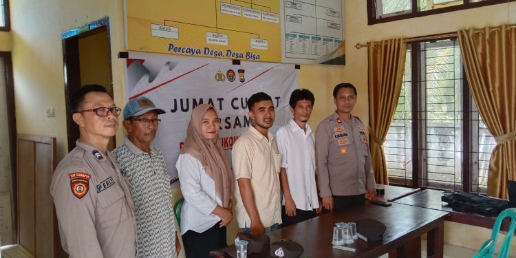 Polsek Mukomuko Utara Gelar Jumat Curhat,Jalin Silaturahmi dengan Masyarakat Terkait Kamtibmas