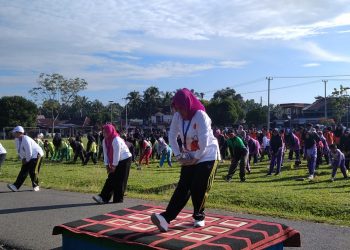 Jum’at Sehat, UPTD Puskesmas Ipuh Gelar Senam Germas Massal Dalam Rangkaian Menuju HUT Kabupaten Mukomuko ke-20