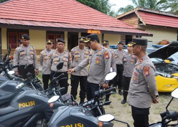 Pastikan Baik.Saat Digunakan Bertugas, Kapolres Mukomuko Cek Randis Personel