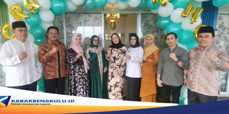 Ketua DPRD Kabupaten Mukomuko Hadiri Grand Opening Klinik Al Azza