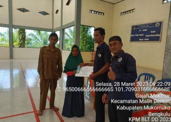 Bulan Suci Ramadan,  Pemdes Gajah Makmur Bagikan BLT-DD Triwulan Pertama Tahun 2023