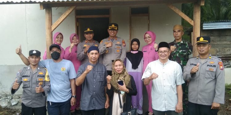 Bagikan Bantuan Kemanusiaan Kepada Lansia,Kapolres : Indahnya Berbagi Kepada Sesama di Ramadhan Berkah