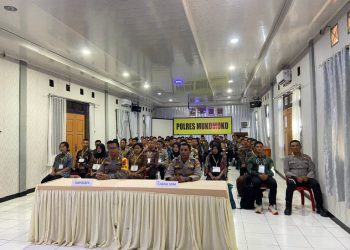 Polres Mukomuko Ambil Sumpah dan Gelar Penandatanganan Fakta Integritas Kesepakatan Penerimaan Polri 2023 Secara Virtual