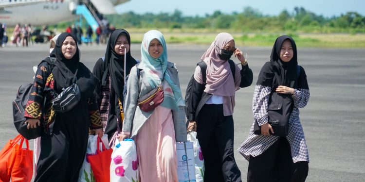 Gerak Cepat Pemprov, Pulangkan Mahasiswa Bengkulu Terdampak Konflik Sudan Hingga ke Rumah Masing-masing