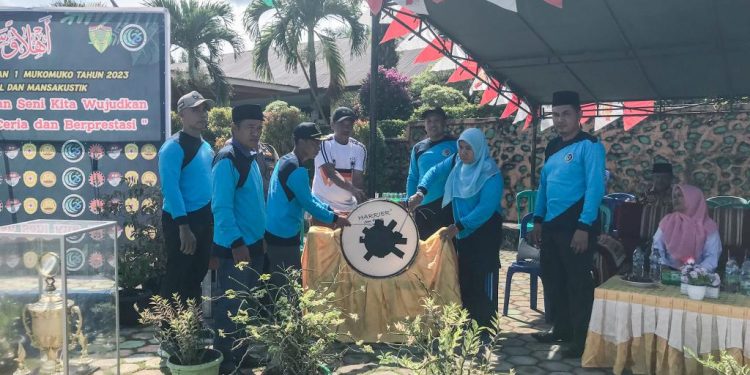 Opening HUT MAN 1 Mukomuko Ke -26, Melalui Olahraga dan Seni Kita Wujudkan Pelajar Yang Sehat, Ceria & Berprestasi