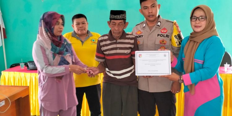 Senyum Manis KPM, Pemdes Pasar Ipuh Saluran BLT-DD Triwulan Pertama Tahun 2023