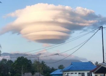 Kenapa Awan Tidak Jatuh ke Tanah Padahal Beratnya Ribuan Ton?