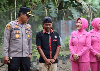 Peduli Kesehatan, Polres Mukomuko Bangun MCK Warga Kurang Mampu