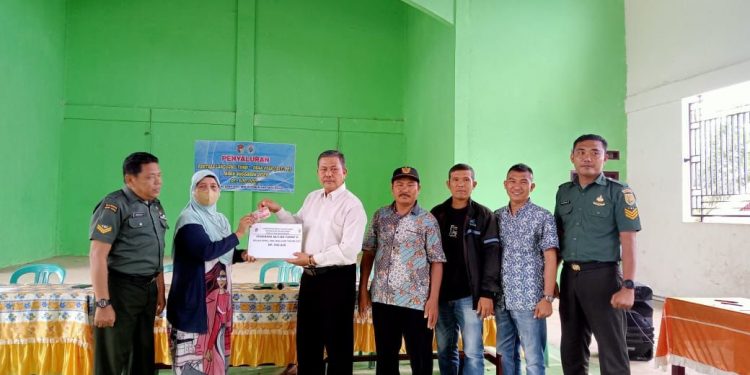 Pemdes Talang Arah Bagikan BLT-DD Triwulan Kedua Tahun 2023