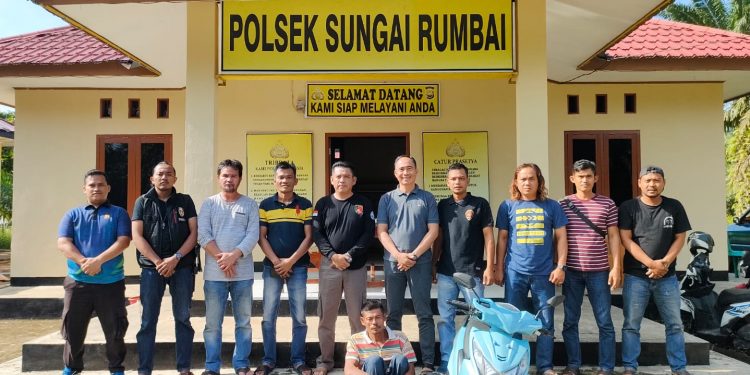 Buronan Polsek Wonosobo Tak Berkutik Diringkus Polsek Sungai Rumbai