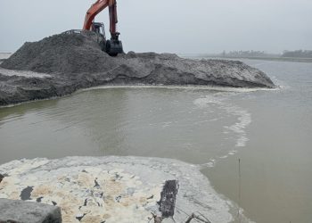 Pendangkalan Muaro Pantai Ipuh, Ketua Komisi II DPRD Kabupaten Mukomuko Gerak Cepat Atasi Keluhan Nelayan Ipuh