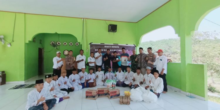 Perayaan HUT MOI Ke-3, DPC MOI Kabupaten Mukomuko Gelar Baksos Santunan Anak Yatim Serta Rehab Musholla