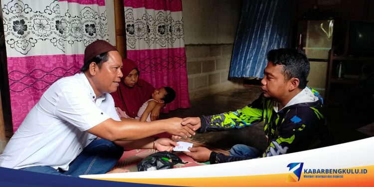 Rangkaian HUT MOI Ke-3, DPC MOI Kabupaten Mukomuko Salurkan Bantuan Sosial ke Warga Kecamatan Air Manjunto