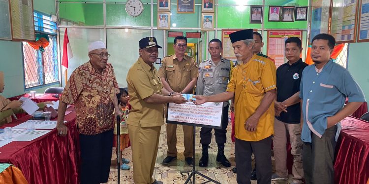 BLT-DD Tahap 4 Desa Pasar Baru Cair, 31 KPM Sambut Gembira