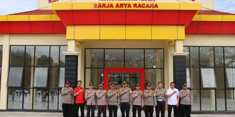 Tingkatkan Pelayanan Untuk Masyarakat, Kapolres Mukomuko Resmikan Gedung Pelayanan Terpadu dan 2 Mapolsubsektor