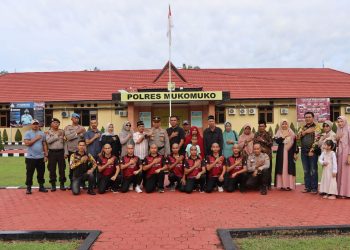 Polres Mukomuko Melepas Pemberangkatan 16 Calon Siswa (Casis) Gelombang 1 TA 2024