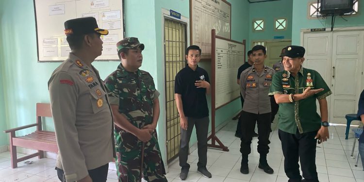 Kapolres Mukomuko Monitor Kegiatan Pleno PPK di Kabupaten Mukomuko 