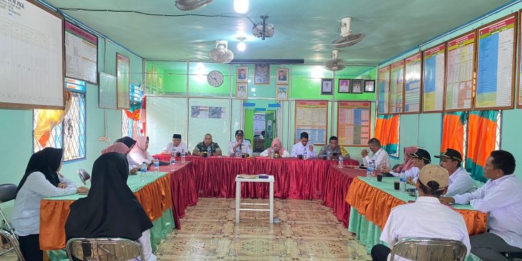 Pemdes Pasar Baru Gelar Sertijab Pengurus BUMDes dan Roling Jabatan Perangkat Desa