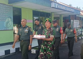 Perkuat Sinergitas, Danramil 02 Ipuh Sambangi Polsek Ipuh dalam Rangka HUT Bhayangkara ke-78
