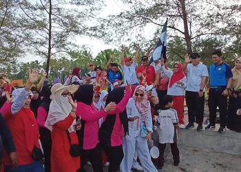 Meriahkan HUT RI Ke -79 ,Pemdes Pasar Ipuh Gelar Jalan Santai dan Senam Germas Bertabur Hadiah 