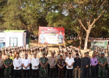 Wujudkan Pemilu Damai, Kapolda Bengkulu Pimpin Simulasi Sispamkota Sinergi Pengamanan Pilkada Bersama Stakeholder