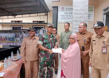 Berbagi itu Indah, BKAD UPK DAPM Mitra Mandiri Bersama Kecamatan Ipuh Gelar Bakti Sosial