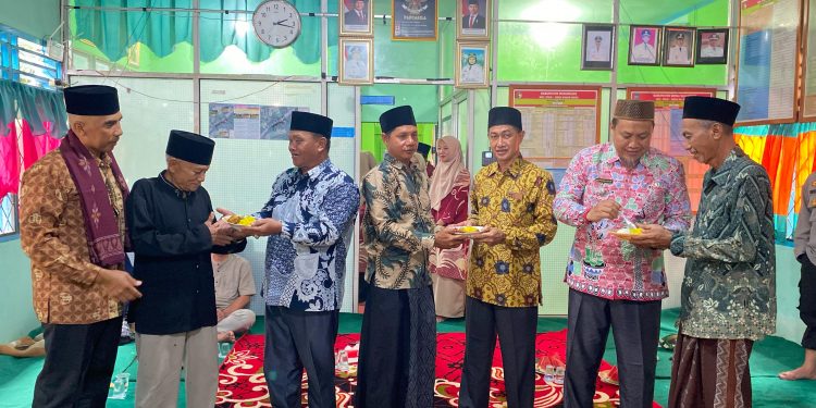 Syukuran HUT Desa Pasar Baru ke-17, Surahmin Sampaikan ini !