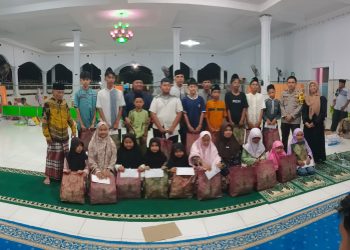 Berbagi Cahaya Kasih di Malam Ramadhan: Kisah Santunan Anak Yatim dari Pemdes Pasar Baru