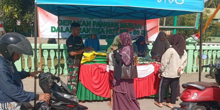 Gerakan Pangan Murah (GPM) Koramil 428-02 Ipuh  Mendapat Respon Positif Masyarakat 